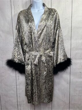 Vintage Dentelle Leopard Print Satin Robe Size 22/24 Feather Trim Kimono Glam